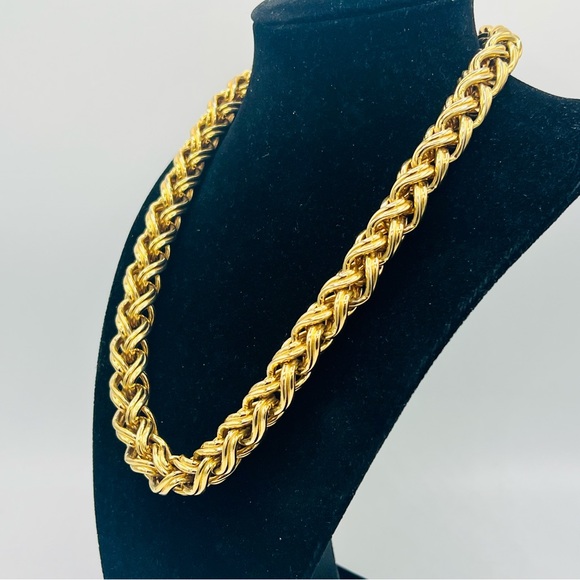 Thick vintage MONET round weave gold chain necklace 18” chunky heavy! - Picture 2 of 11